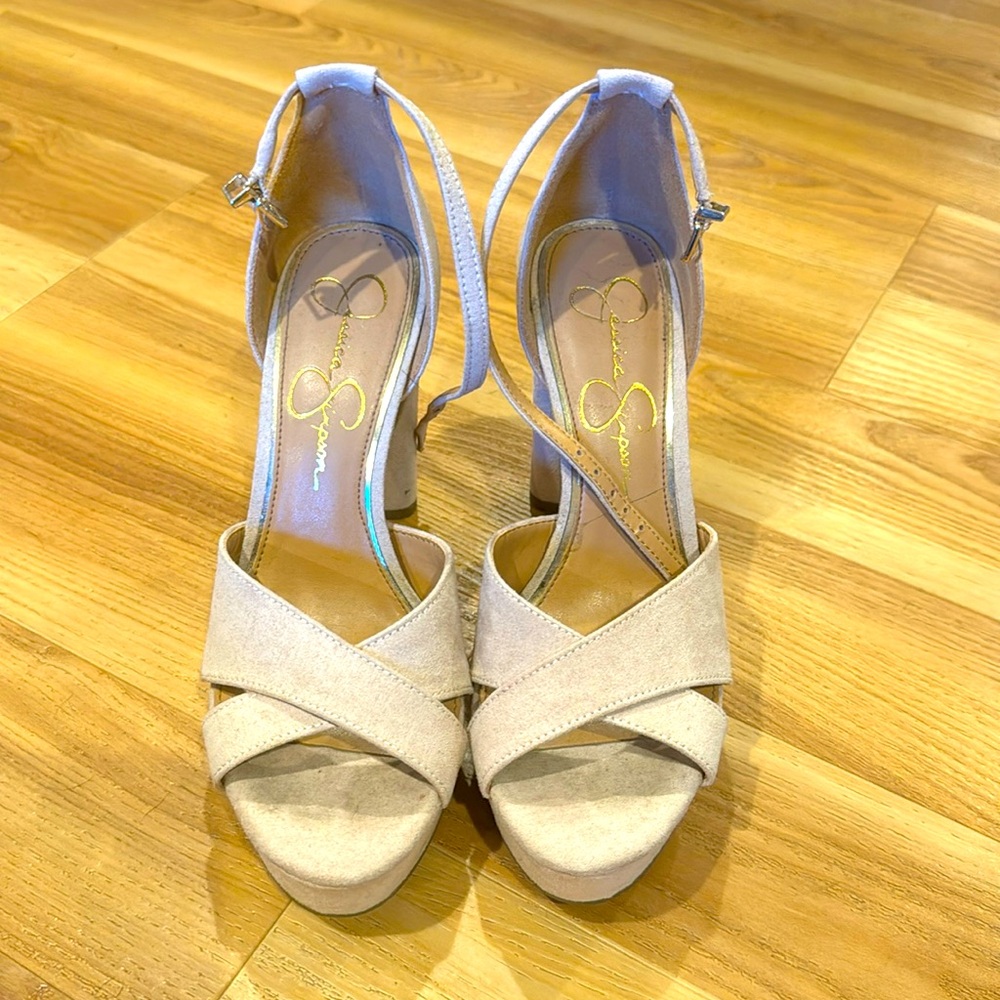 Jessica Simpson Nude Suede Heels Women’s Size 6